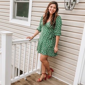 Billabong juniors best dressed printed wrap dress